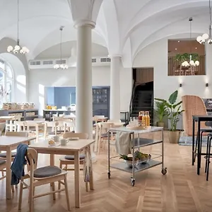 *** Hotell Moment Sverige